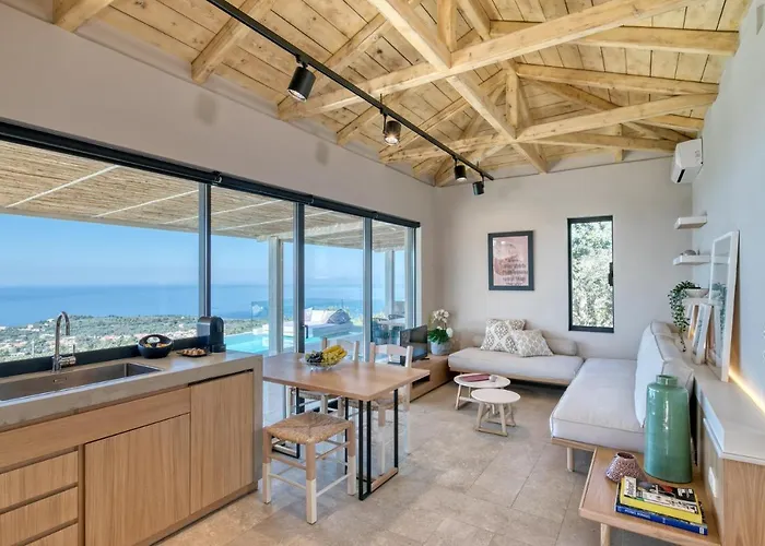 Artblue Villa *