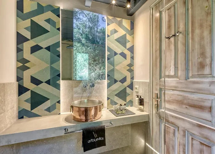 Artblue Villa *