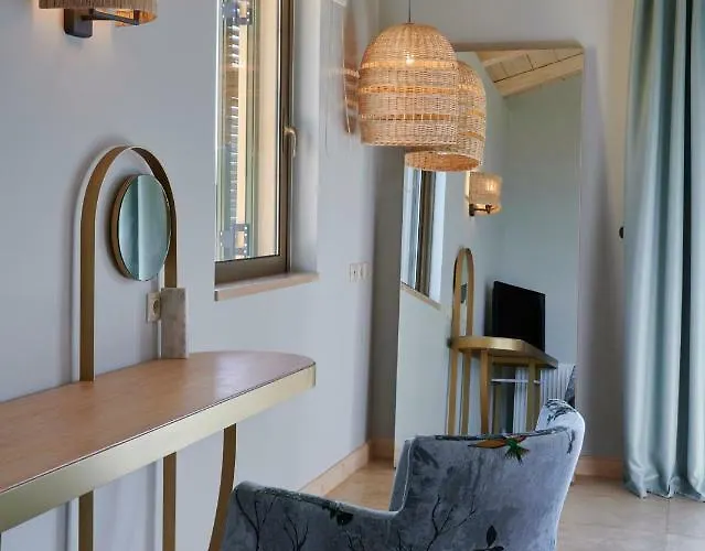 Artblue Villa *