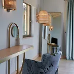 Artblue Vila *