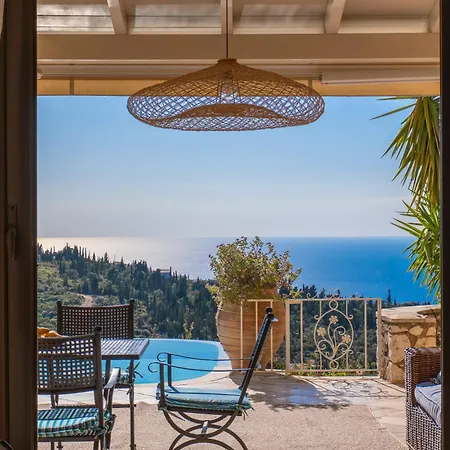 Artblue Villa