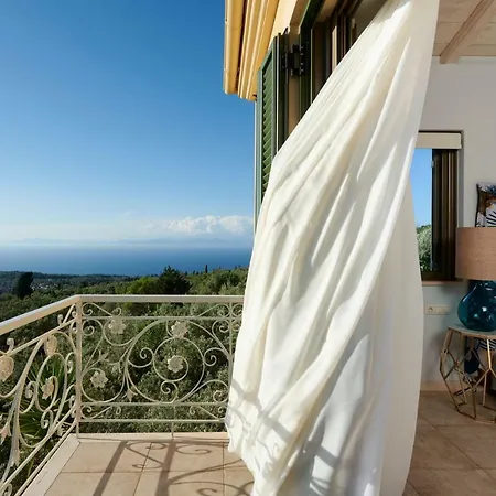 فيلة Artblue Tsoukaládhes