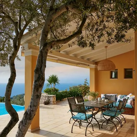 فيلة Artblue Tsoukaládhes